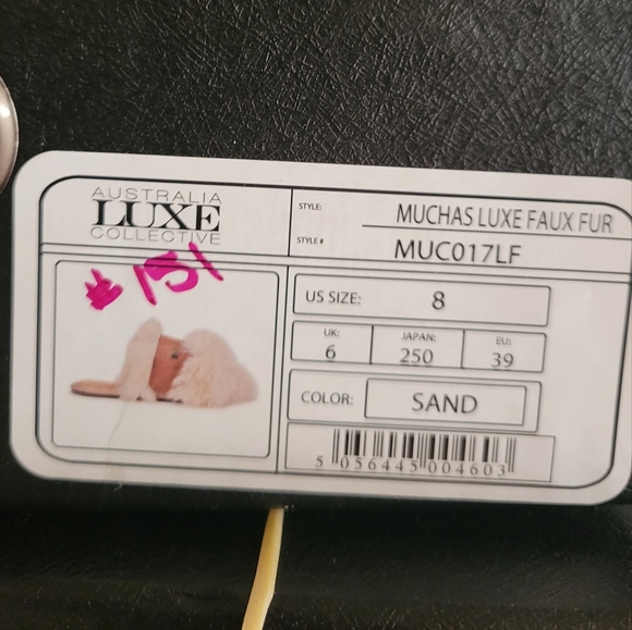 Australia Luxe Collective Muchas Slides #151 - Picture 6 of 7